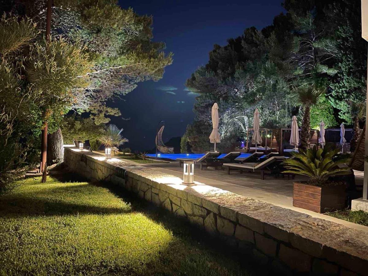Pino Boutique Hotel Улцин Екстериор снимка
