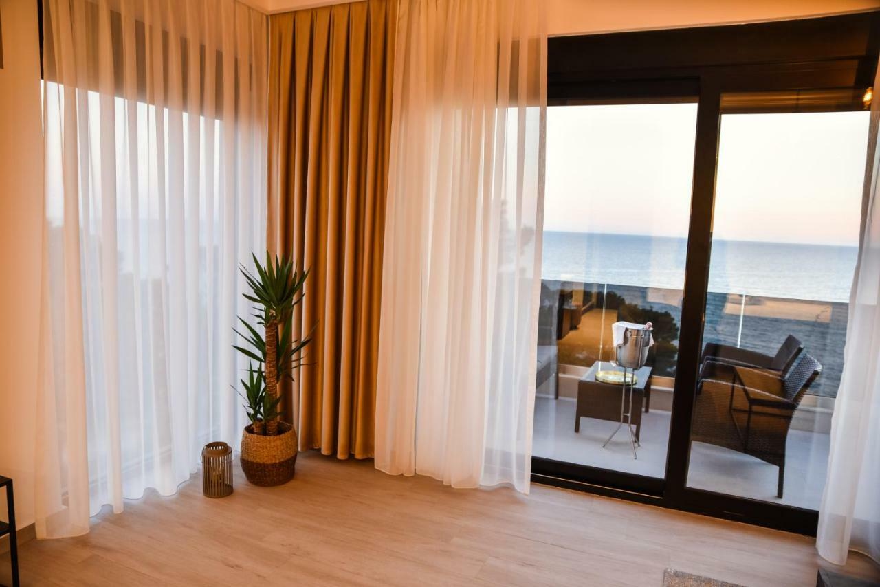 Pino Boutique Hotel Улцин Екстериор снимка