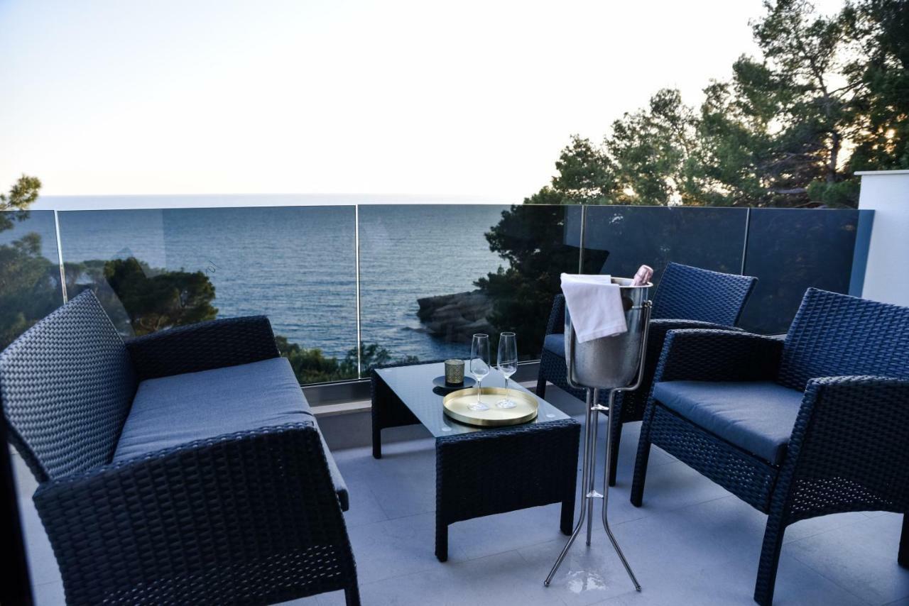Pino Boutique Hotel Улцин Екстериор снимка